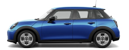 MINI Cooper 5-Türer in der Farbe Blau als Neuwagen in Seitenansicht ohne Hintergrund