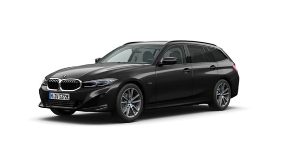 BMW 3er Touring PHEV in der Farbe dunkelblau als Neuwagen in Frontansicht ohne Hintergrund