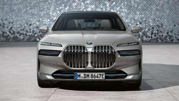 bmw-i7-galeriebild-exterieur-6.jpg